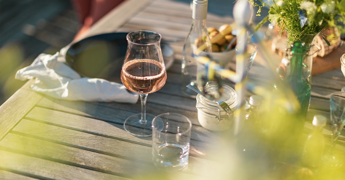 Outdoor Dining glasses